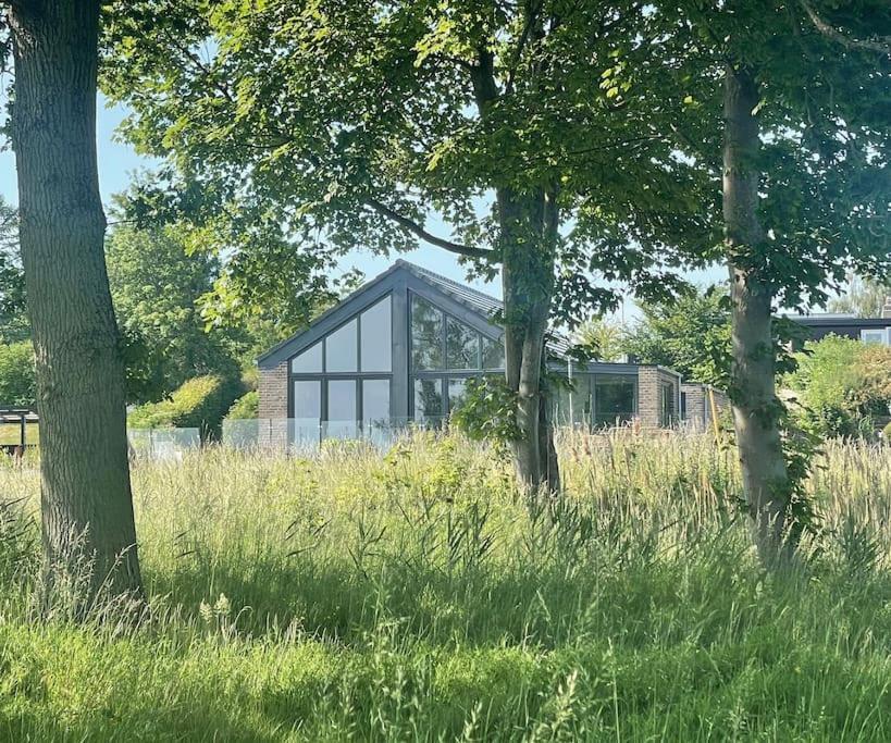 Luksus Hus I 1St Raekke, All-Incl Top Komfort Med Spa Og Skov Stroby Exterior photo
